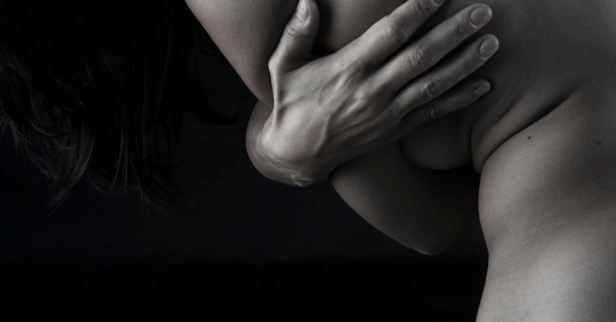 Embracing Confidence: The Art of Feeling Sexy in Your Own Skin 1 sexy-219.jpeg