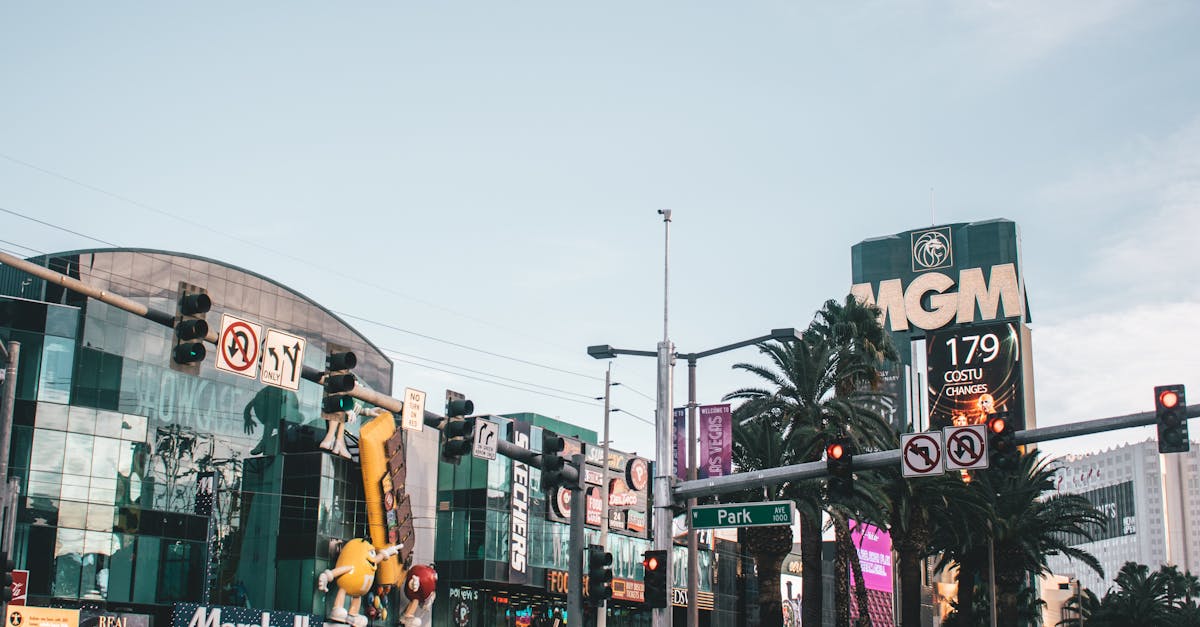 Unveiling the Secrets: A Nightlife Adventure Through Las Vegas Beyond the Strip 1 Las-Vegas-nightlife-69.jpeg